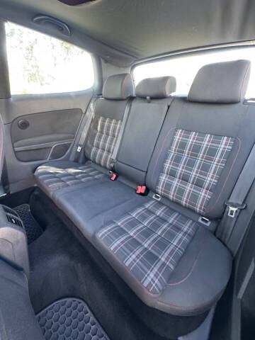 2012 Volkswagen GTI Base PZEV
