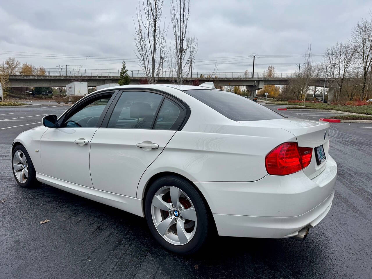 2009 BMW 3 Series for sale at MISHA MASTER MOTORZ LLC in Portland, OR