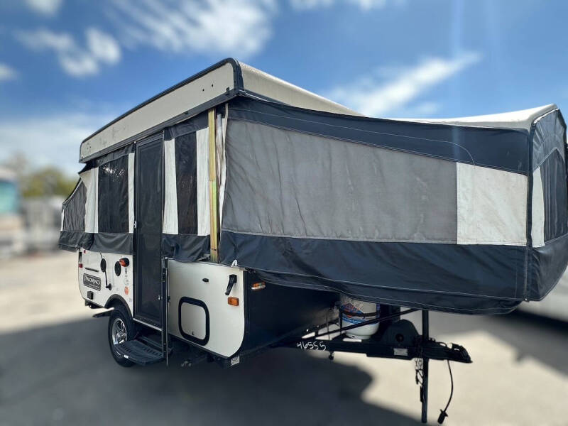 2015 Palomino BASECAMP 10DD