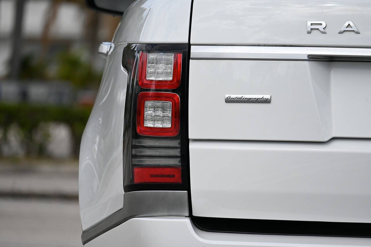 2016 Land Rover Range Rover 24