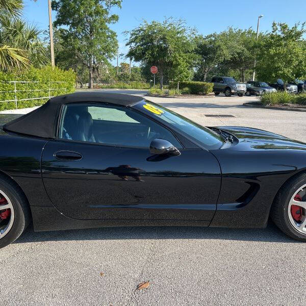 2003 Chevrolet Corvette 14