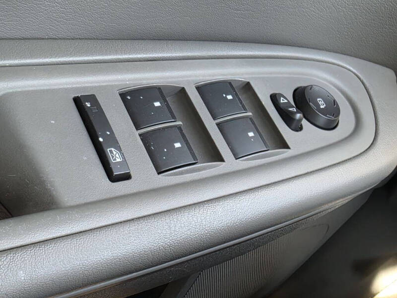 2017 Chevrolet Traverse LS