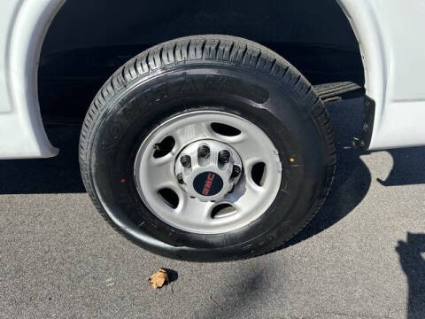 2020 GMC Savana 2500