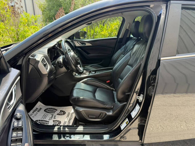 2017 Mazda MAZDA3 Touring