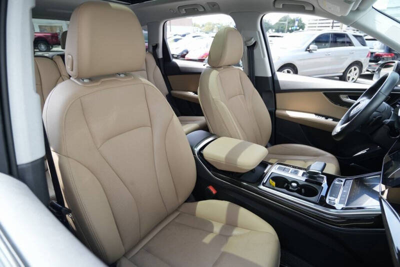 2023 Audi Q7 quattro Premium Plus 45 TFSI