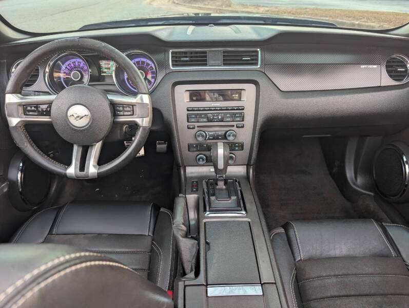 2013 Ford Mustang GT Premium