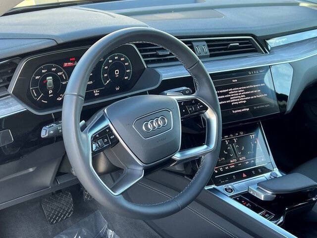 2024 Audi Q8 e-tron quattro Premium Plus