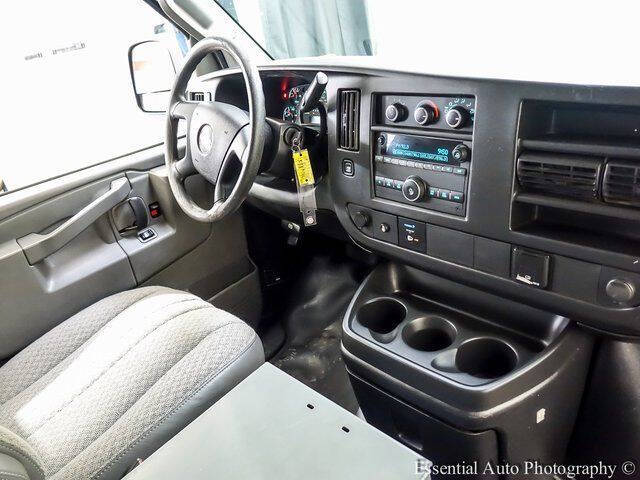 2017 GMC Savana 2500