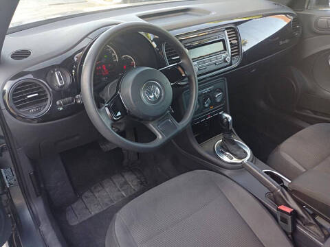2013 Volkswagen Beetle 2.5L Entry PZEV
