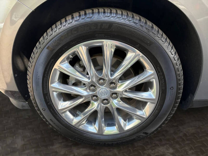2019 Buick Enclave Essence