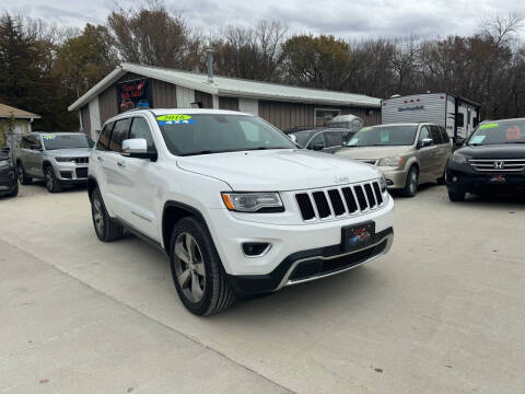 2015 Jeep Grand Cherokee for sale at Victor's Auto Sales Inc. in Indianola IA