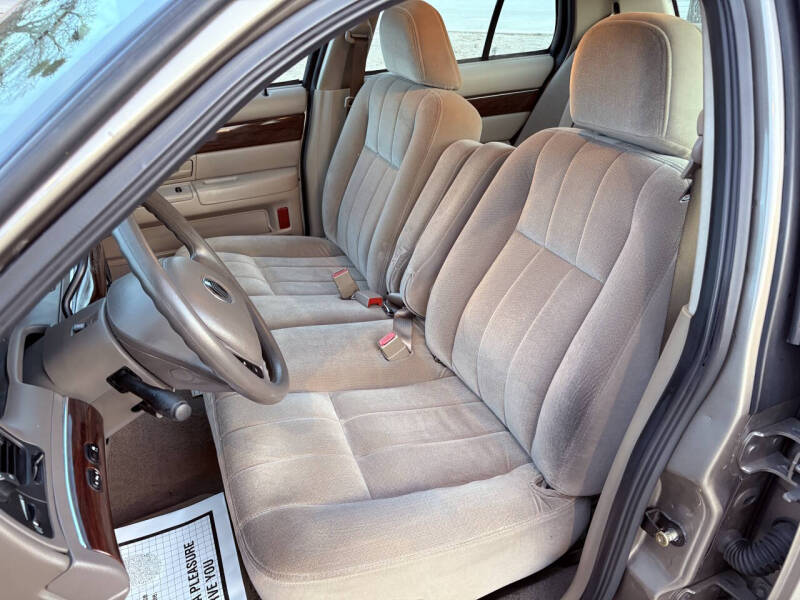 2003 Mercury Grand Marquis GS