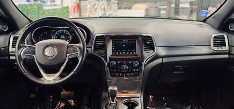 2020 Jeep Grand Cherokee Laredo E