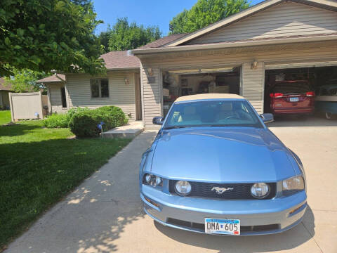 2006 Ford Mustang GT Deluxe
