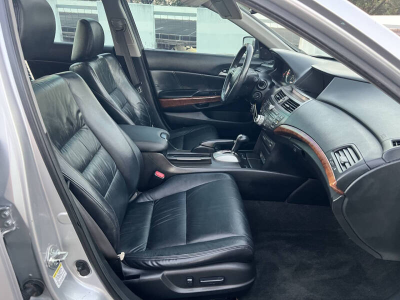 2012 Honda Accord EX-L V6 w/Navi