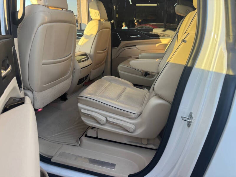 2021 Cadillac Escalade ESV Premium Luxury