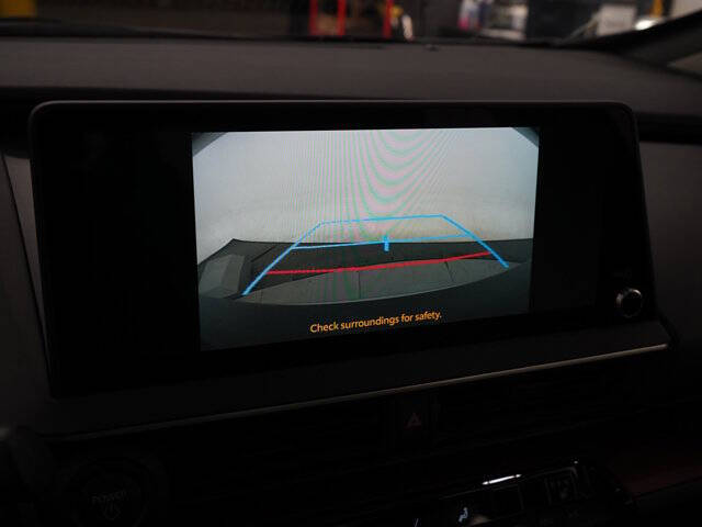 2025 Toyota Prius Plug-in Hybrid XSE