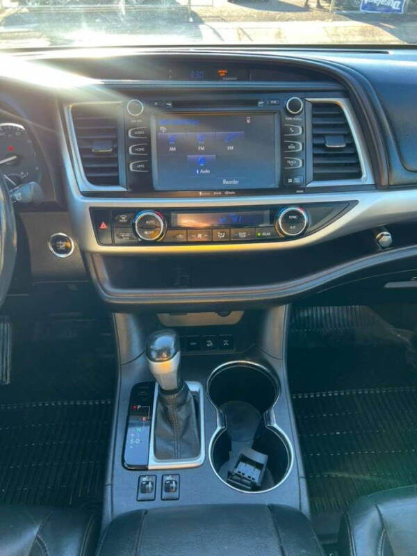 2016 Toyota Highlander XLE