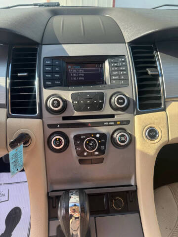 2016 Ford Taurus SEL