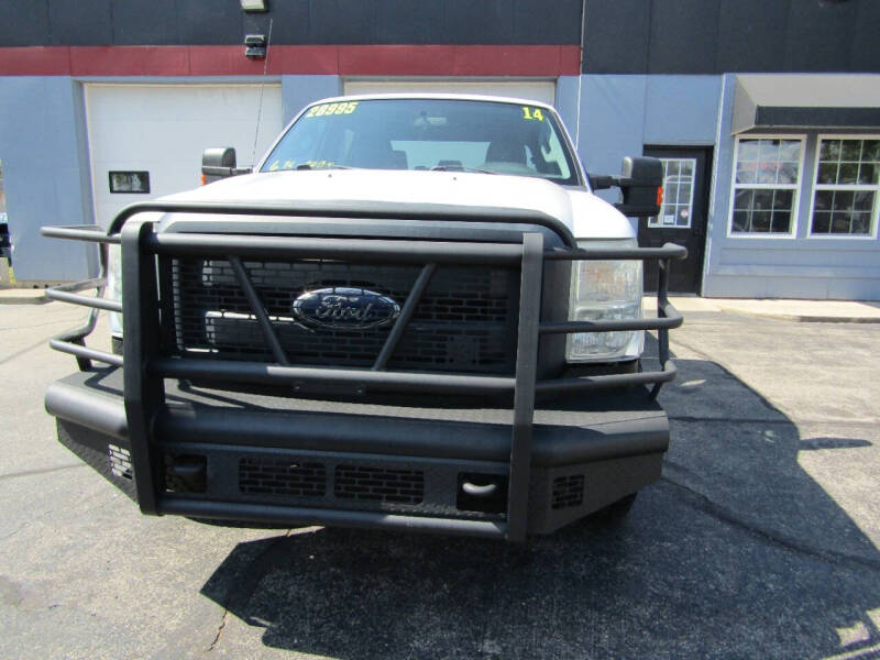 2014 Ford F-250 Super Duty XL's photo