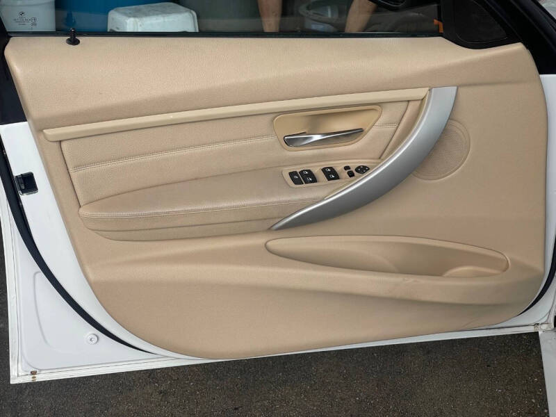 2013 BMW 3 Series 328i xDrive