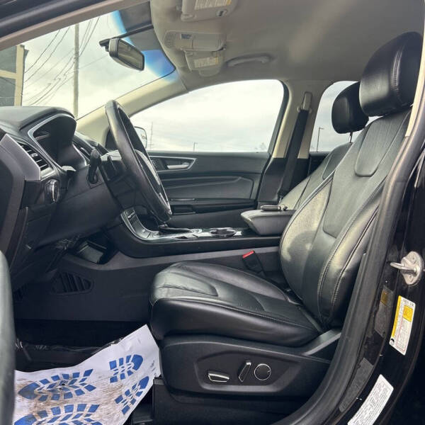 2017 Ford Edge Titanium