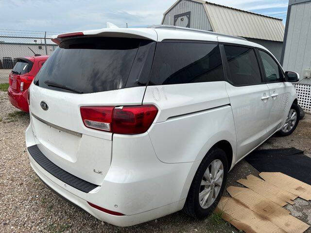 2016 Kia Sedona LX
