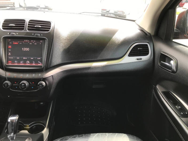 2018 Dodge Journey Crossroad