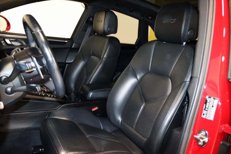 2021 Porsche Macan GTS