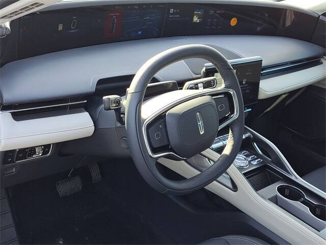 2025 Lincoln Nautilus Hybrid Premiere