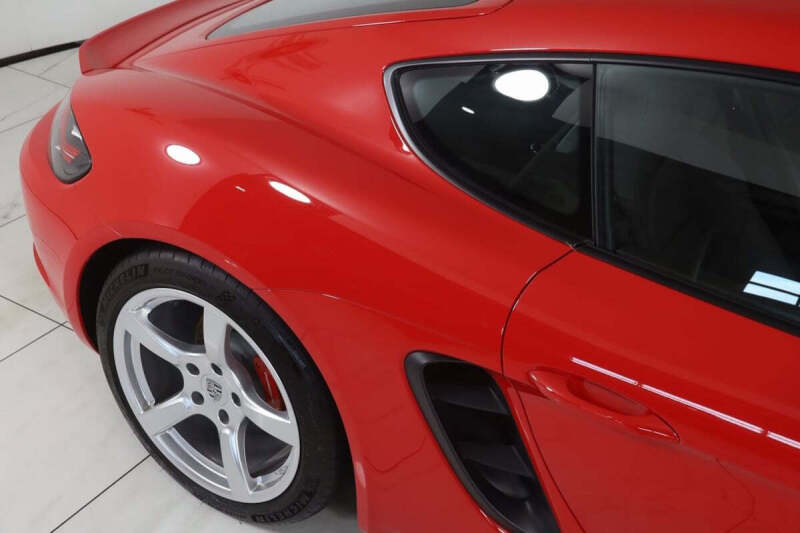 2023 Porsche 718 Cayman S