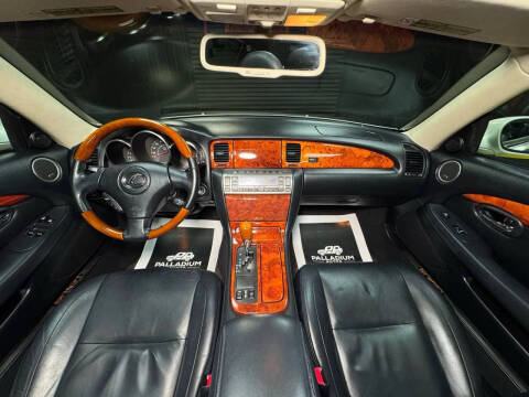 2005 Lexus SC 430
