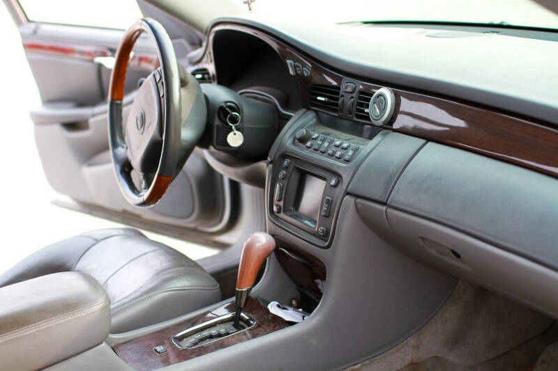 2001 Cadillac DeVille DTS