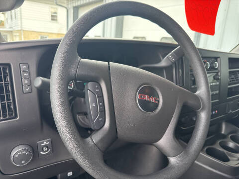 2024 GMC Savana 2500