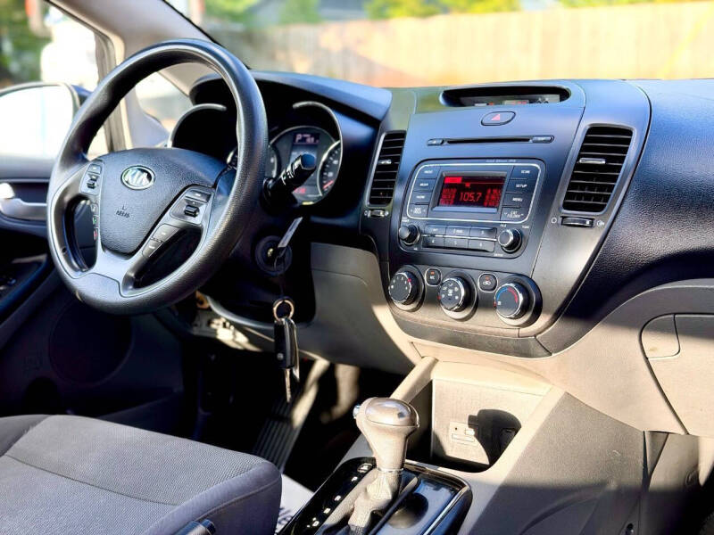 2017 Kia Forte LX