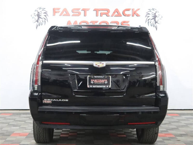 2019 Cadillac Escalade ESV Standard