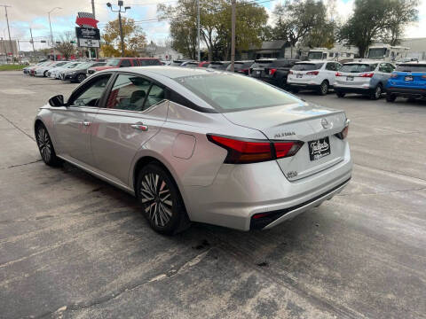 2023 Nissan Altima 2.5 SV