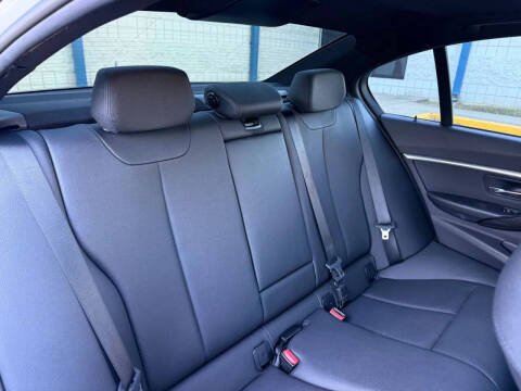 2017 BMW 3 Series 330i