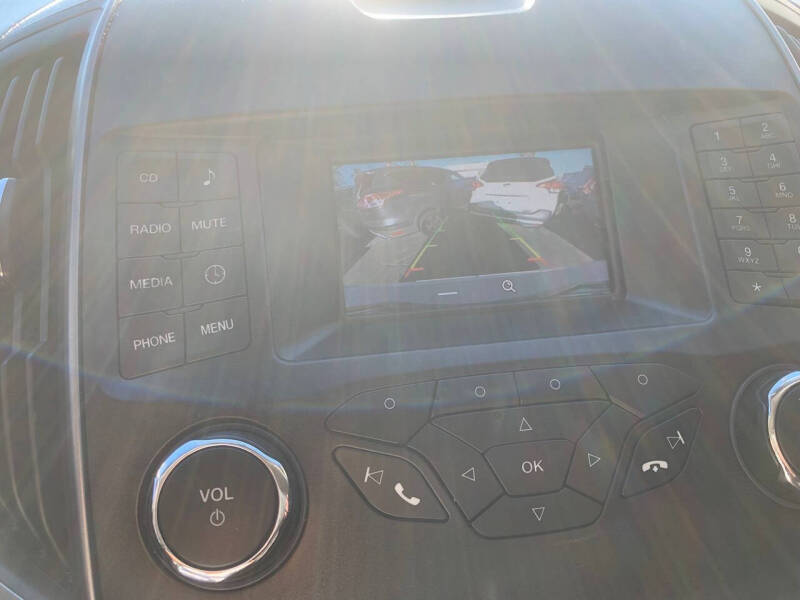 2018 Ford Edge SE