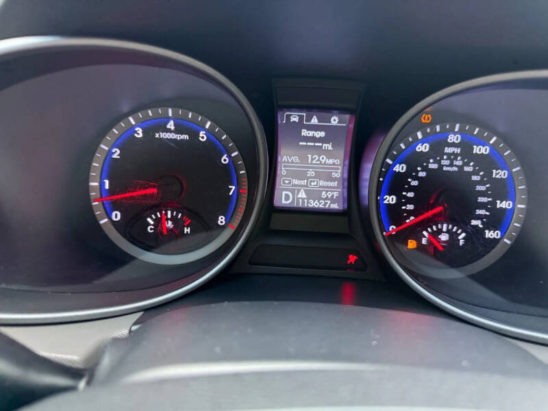 2016 Hyundai Santa Fe SE