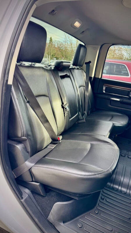 2014 RAM 1500 Laramie