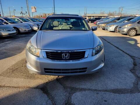 2009 Honda Accord for sale at Royal Motors - 33 S. Byrne Rd Lot in Toledo OH