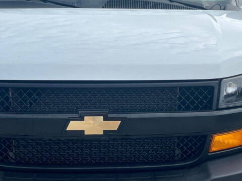 2024 Chevrolet Express 2500