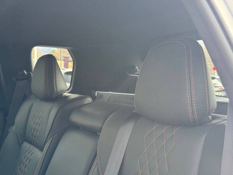 2025 Mitsubishi Outlander PHEV SEL Platinum Edition