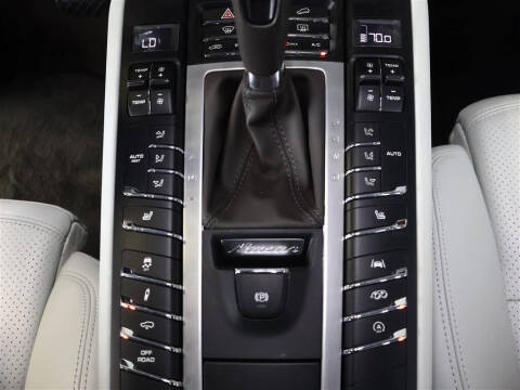 2020 Porsche Macan Turbo