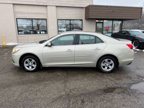 2014 Chevrolet Malibu for sale at Dean's Auto Sales in Flint MI