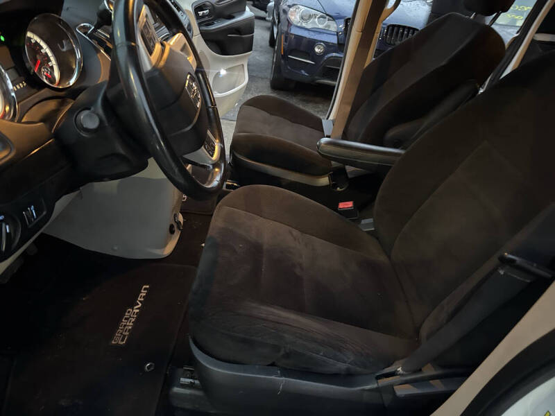 2017 Dodge Grand Caravan SE Plus