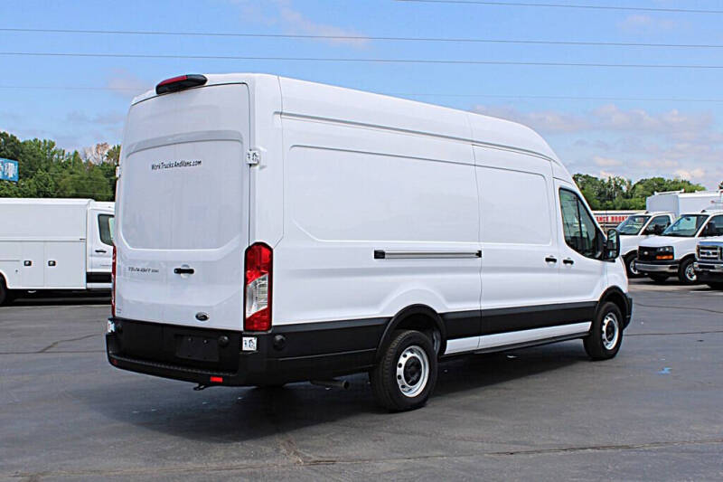 2024 Ford Transit 250