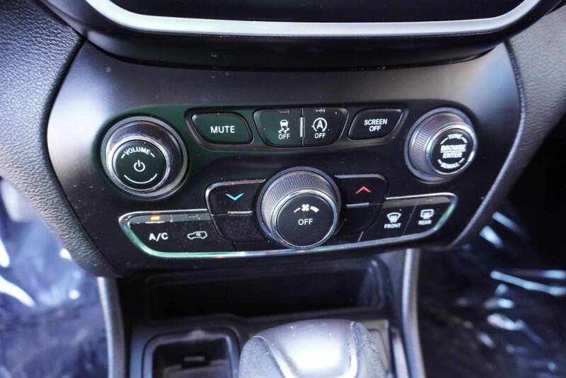 2021 Jeep Cherokee Latitude