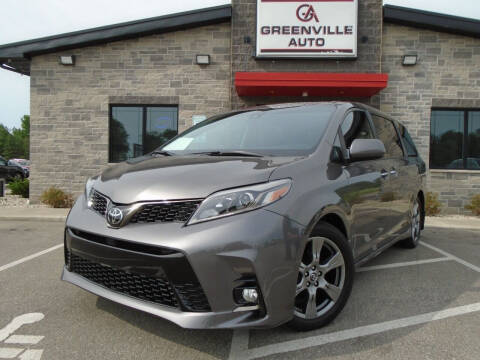 2018 Toyota Sienna for sale at GREENVILLE AUTO in Greenville WI